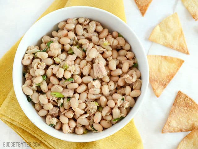 Tuna & White Bean Salad - BudgetBytes.com