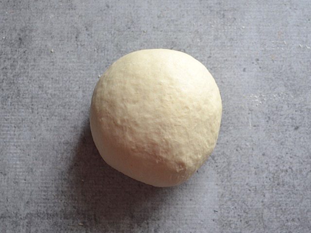 Kneaded pizza Dough