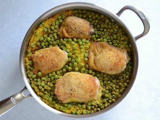 Cooked rice and chicken in the skillet