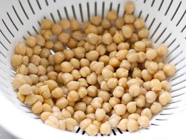 Chickpeas in a colander