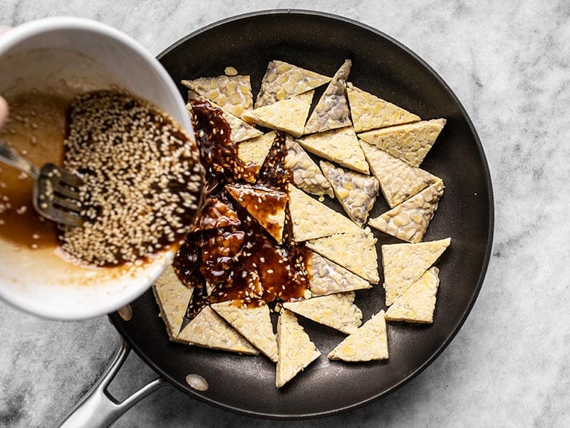 Add Sesame Sauce to Simmered Tempeh