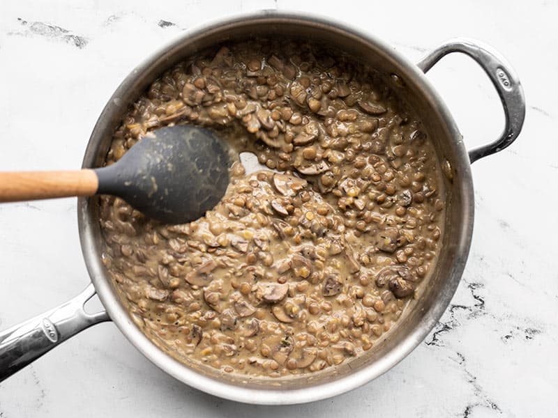 Simmered lentils in creamy mushroom gravy