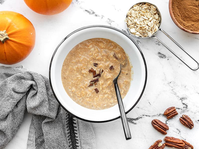 Overhead view of pumpkin pie overnight oats in the bowl