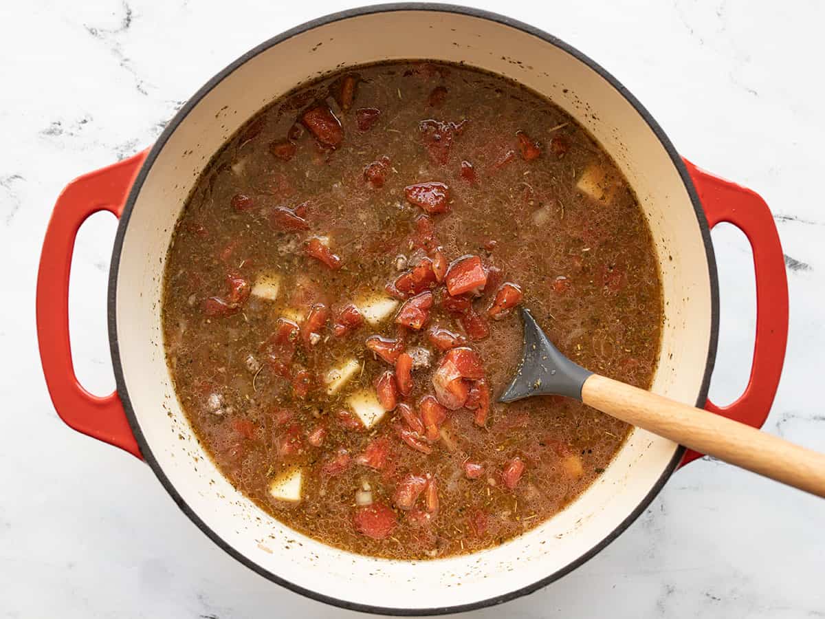 Simmered soup without vegetables.