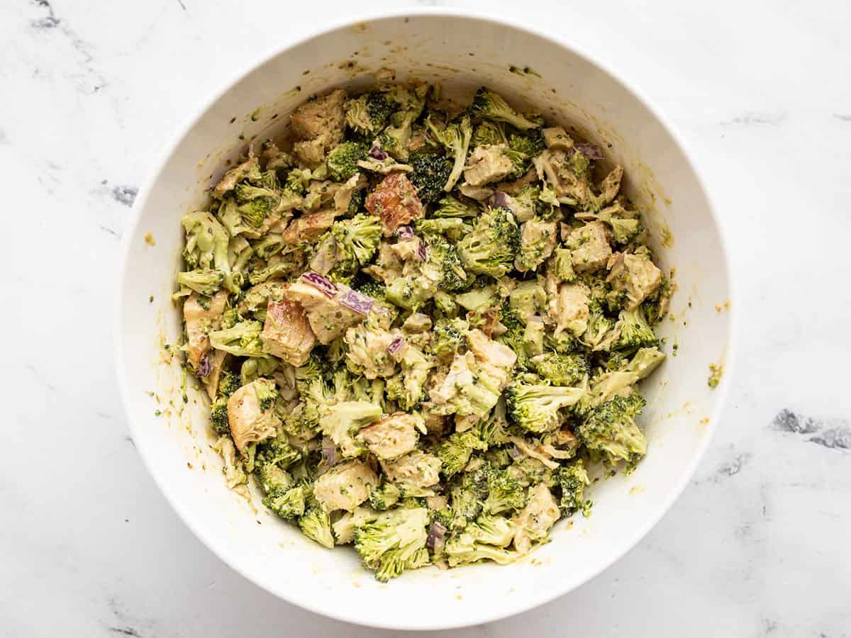 Finished pesto chicken and broccoli salad in the bowl.