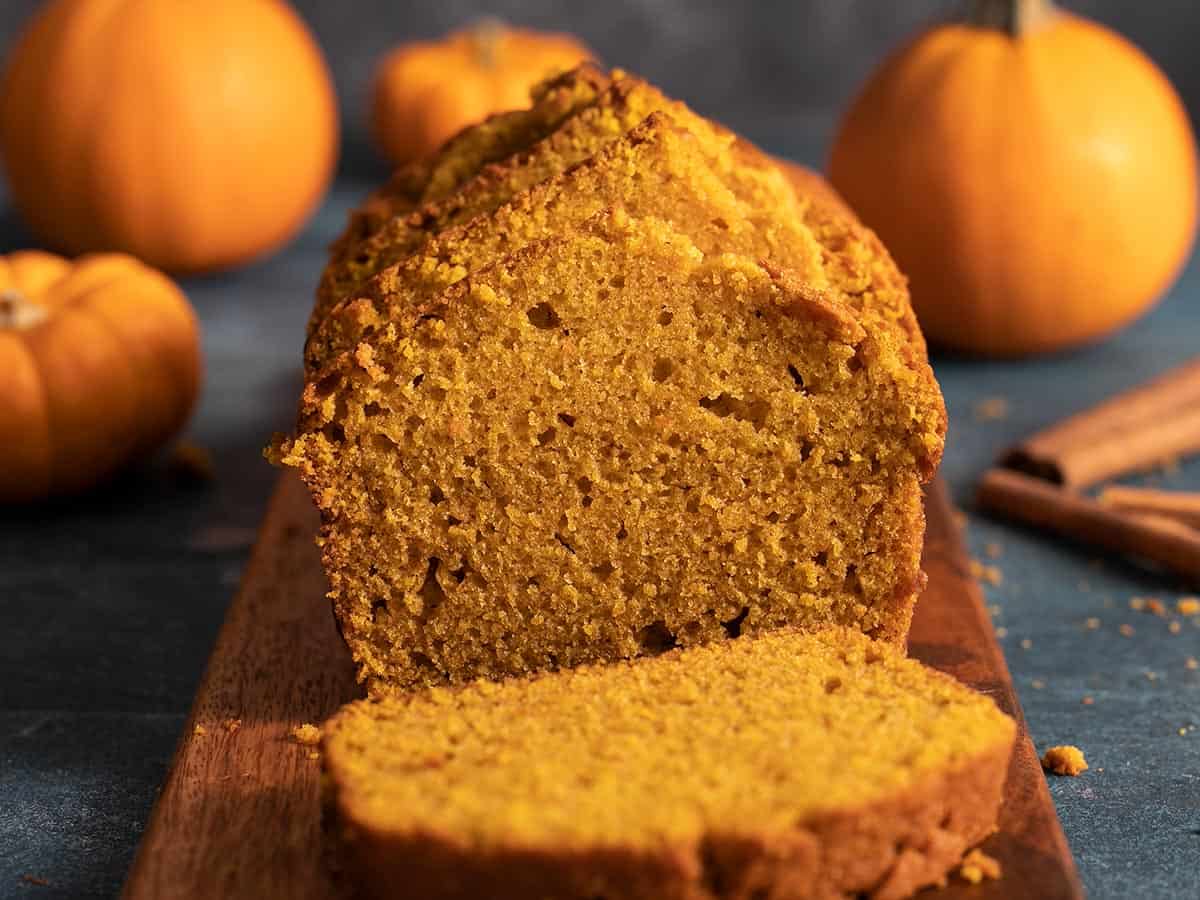 Side shot of sliced pumpkin bread.