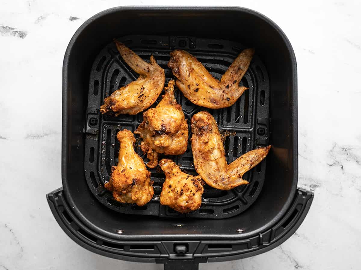 Overhead shot of finished air fryer chicken wings.