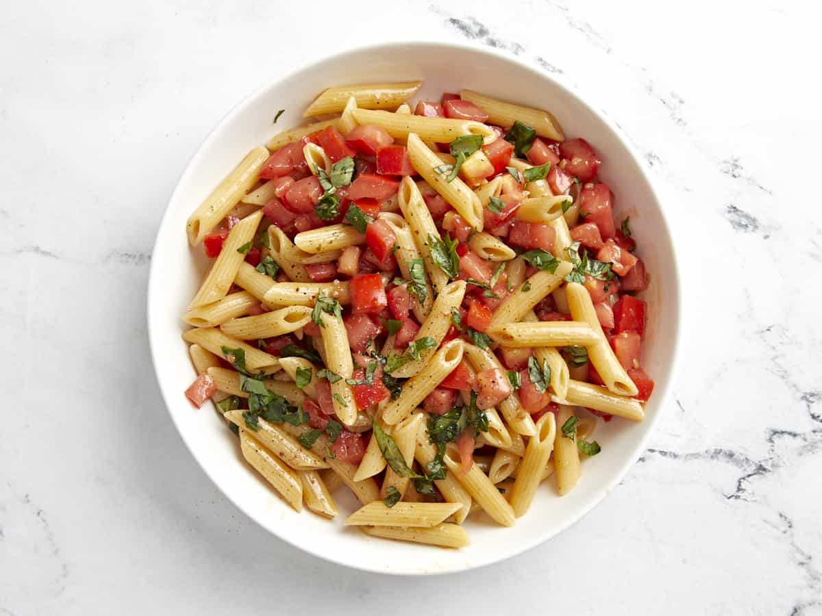 Finished bruschetta pasta in the bowl.